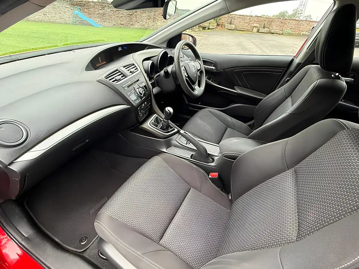 Used 2016 Honda Civic S Red - Interior and Exterior details 14