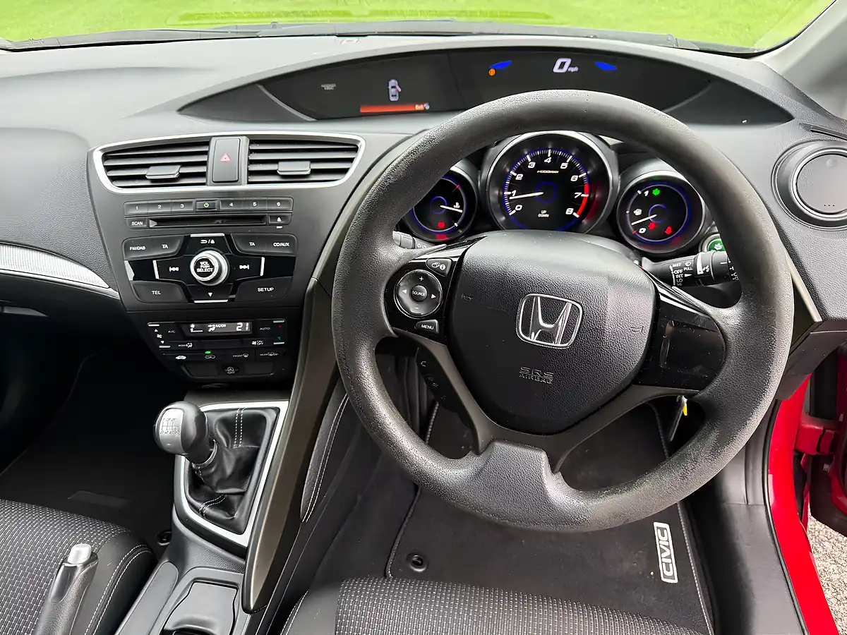 Used 2016 Honda Civic S Red - Interior and Exterior details 9