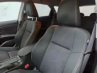 Used 2016 Honda Civic S Tourer Red - Interior and Exterior details 13