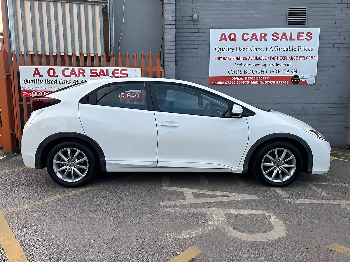 Used 2016 Honda Civic S White - Interior and Exterior details 8