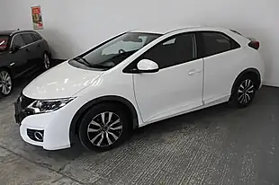 Used 2016 Honda Civic Se Plus (navi) White - Interior and Exterior details 4