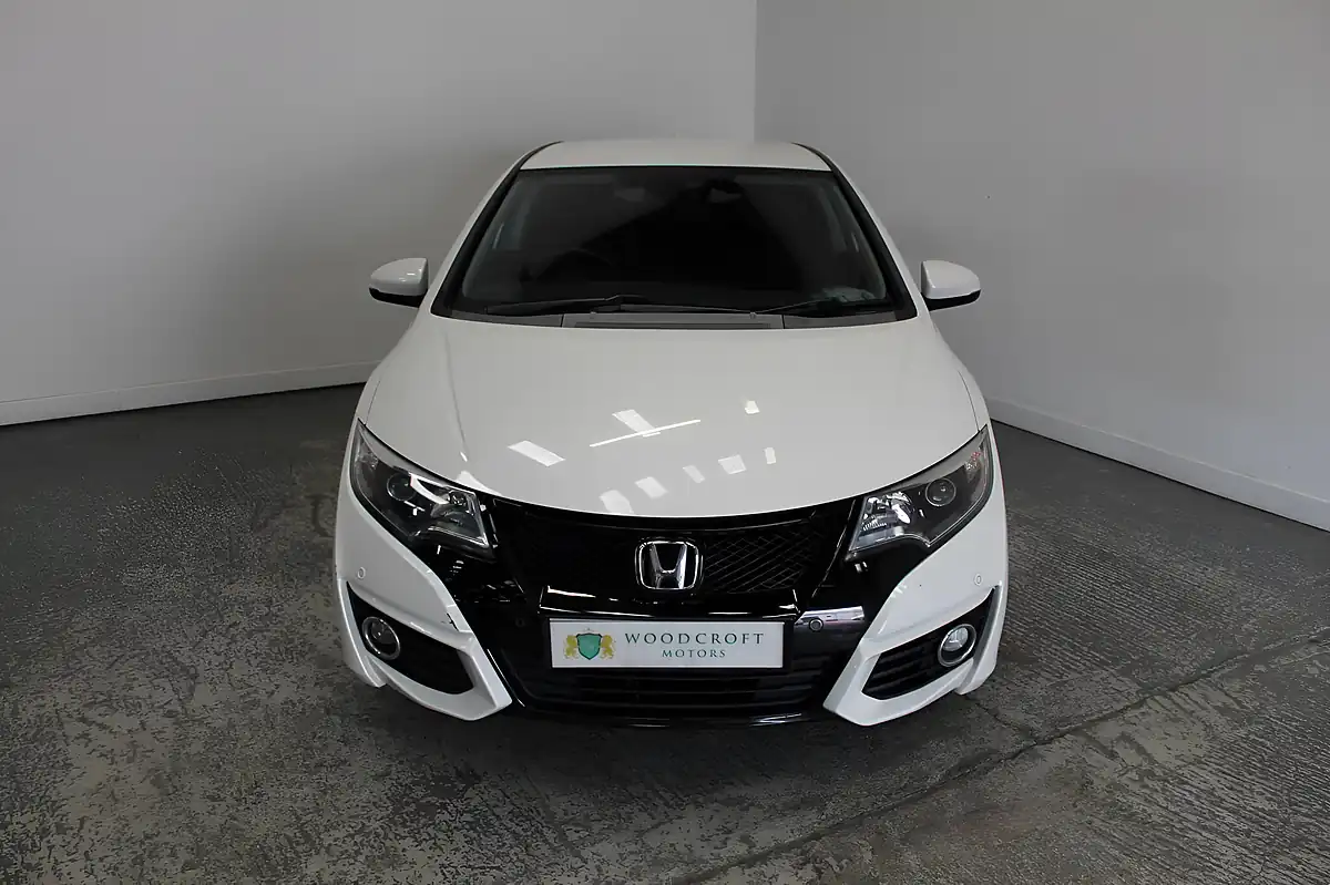 Used 2016 Honda Civic Se Plus (navi) White - Interior and Exterior details 9