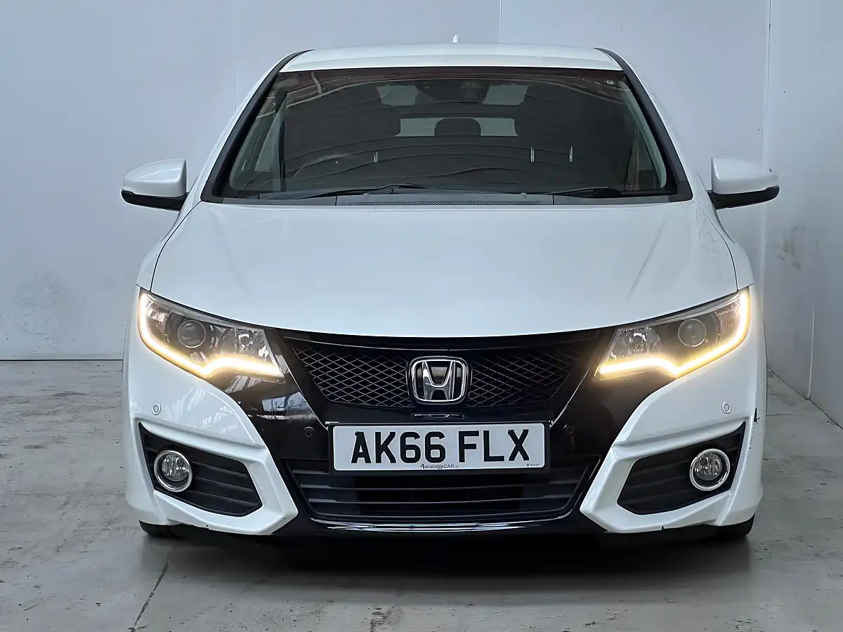Used 2016 Honda Civic Se Plus (navi) White Orchid - Interior and Exterior details 2