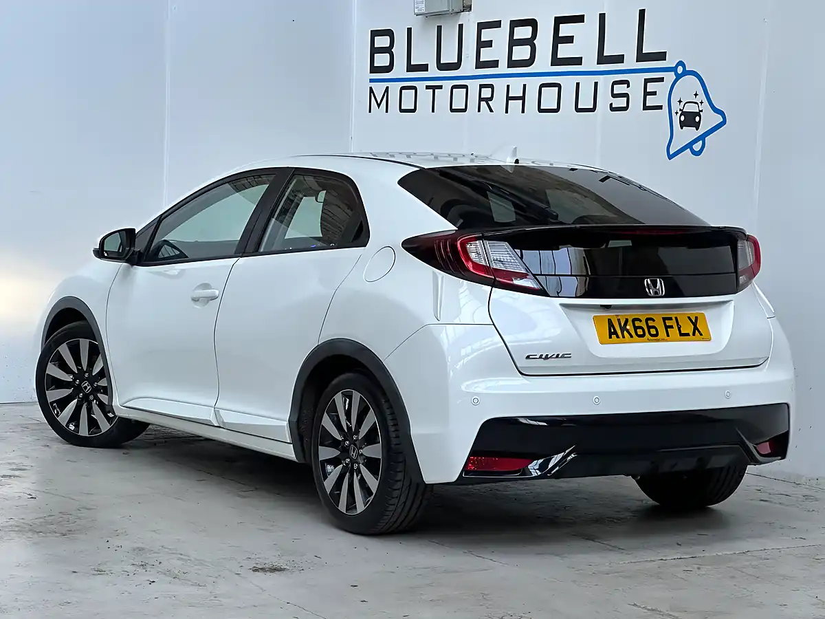 Used 2016 Honda Civic Se Plus (navi) White Orchid - Interior and Exterior details 4