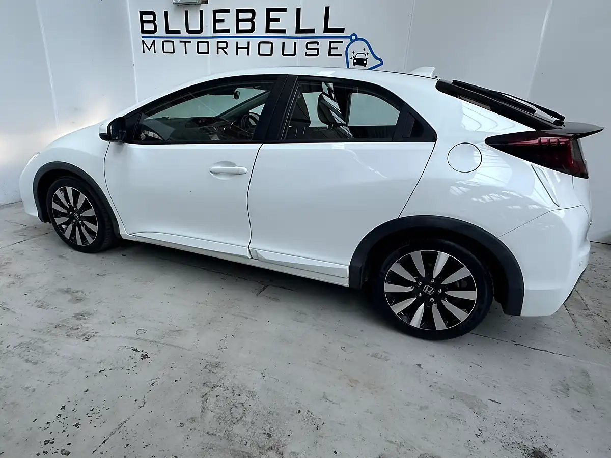 Used 2016 Honda Civic Se Plus (navi) White Orchid - Interior and Exterior details 7
