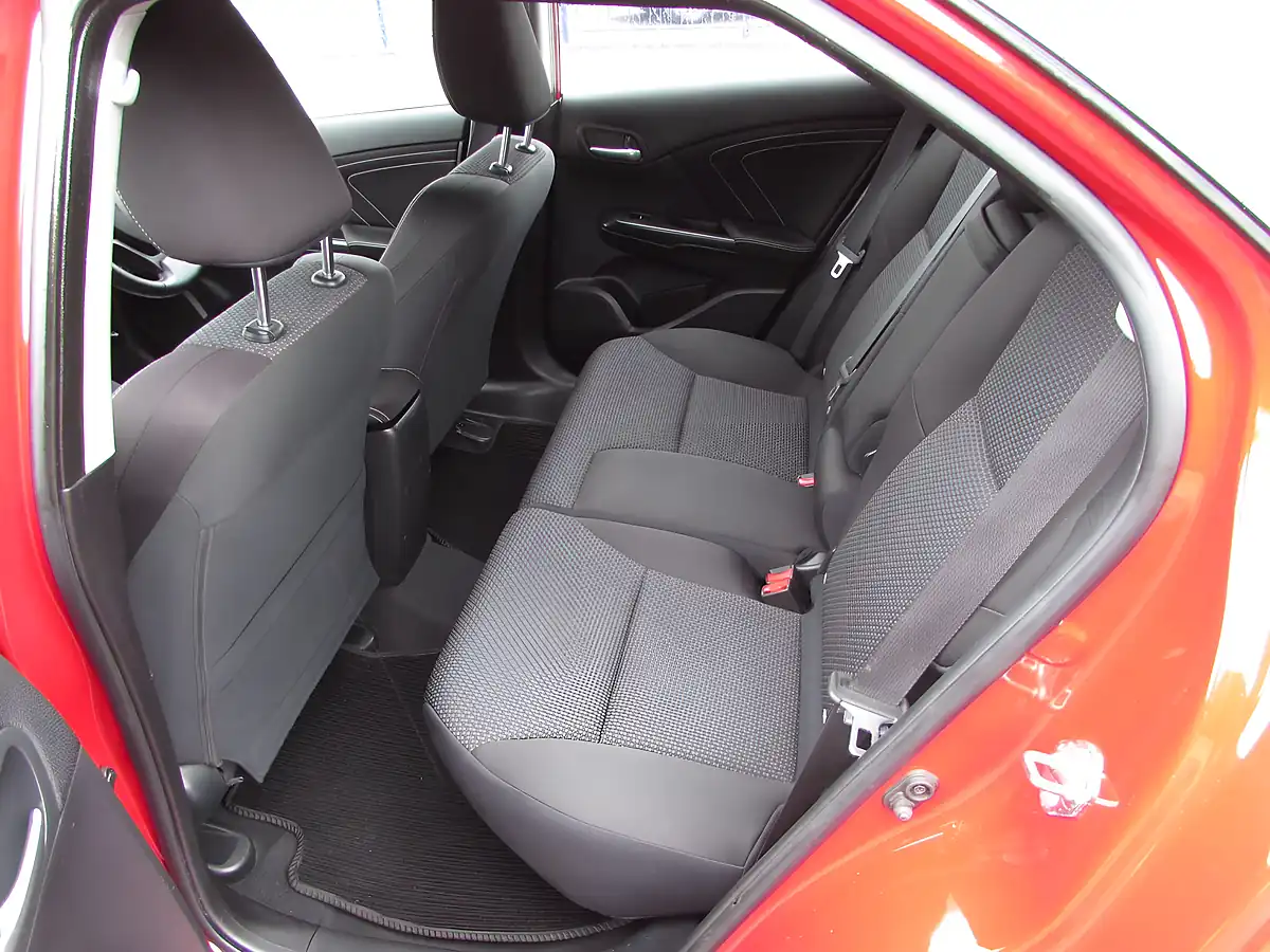 Used 2016 Honda Civic Se Plus Tourer Red - Interior and Exterior details 10