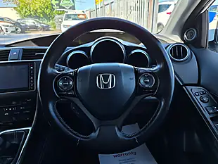 Used 2016 Honda Civic Se Plus White - Interior and Exterior details 10