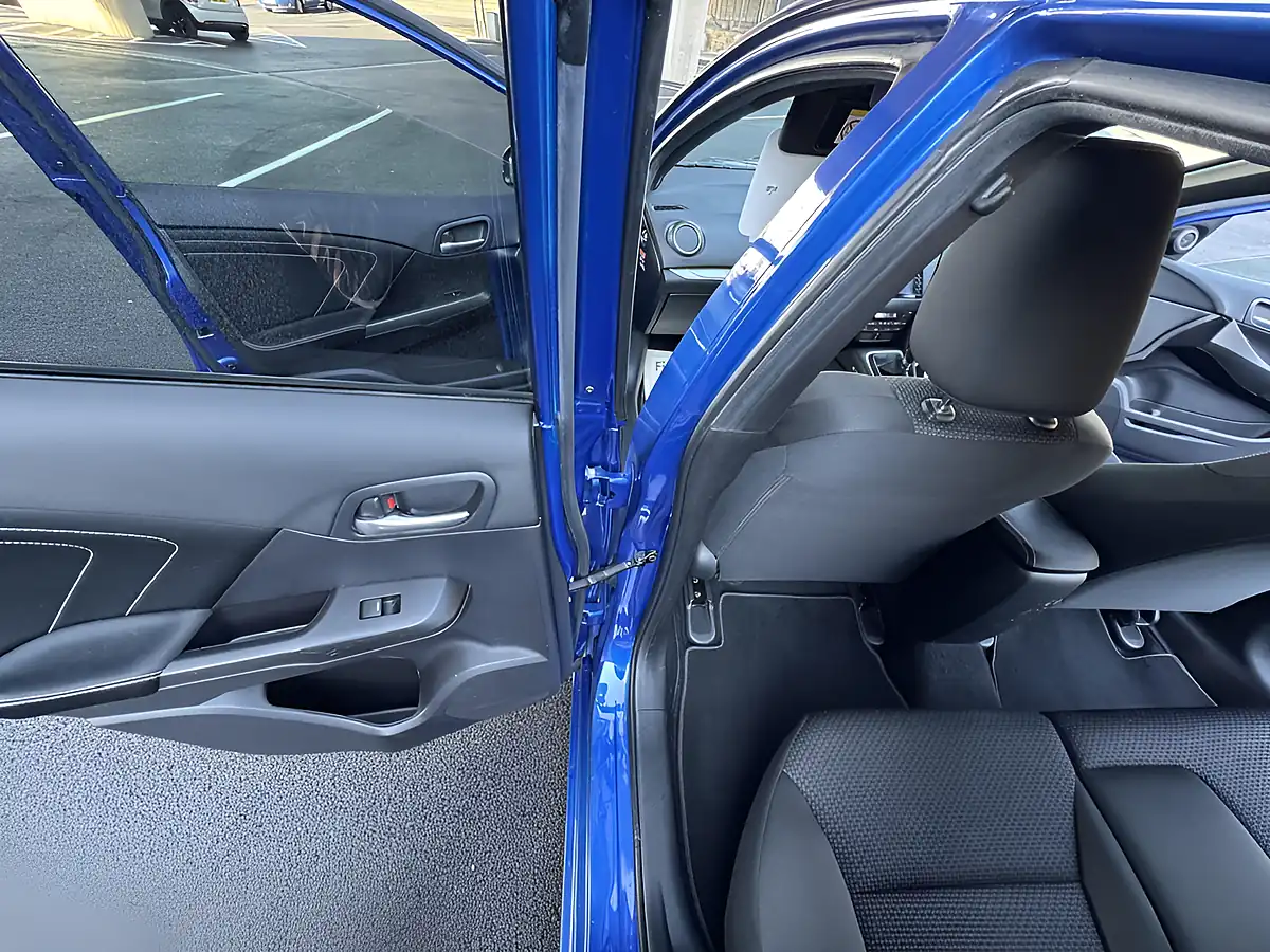 Used 2016 Honda Civic Sport Blue - Interior and Exterior details 14