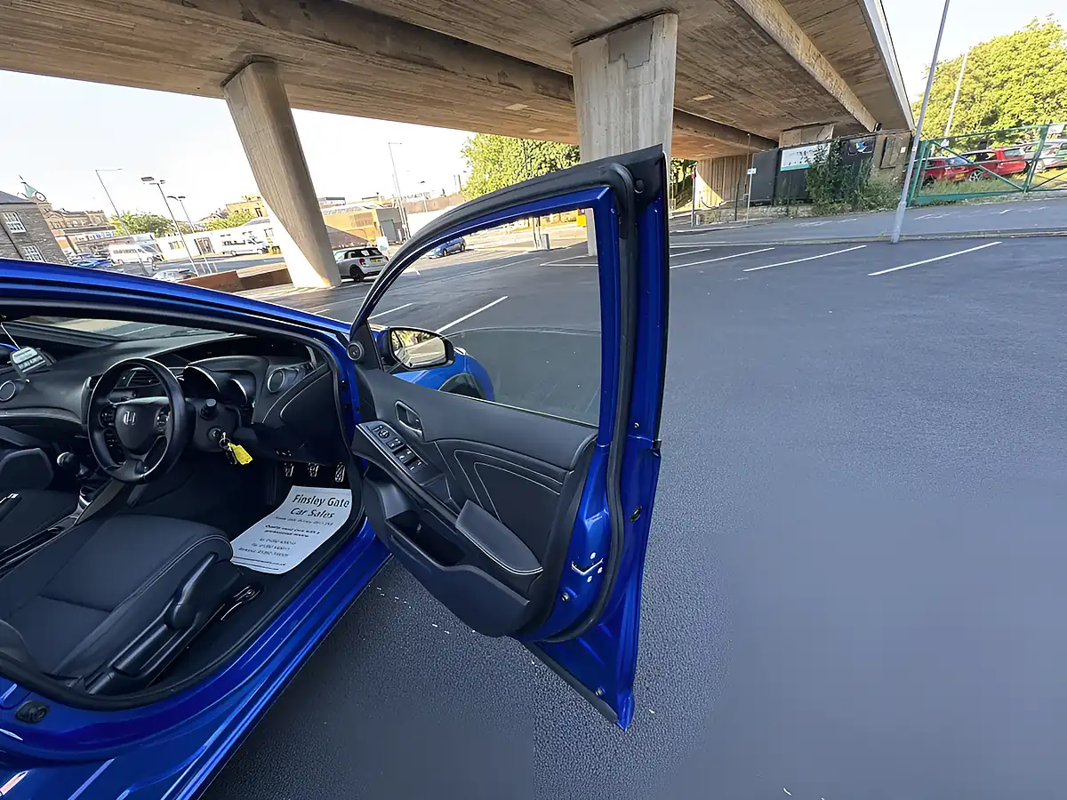 Used 2016 Honda Civic Sport Blue - Interior and Exterior details 15