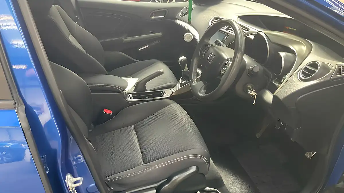 Used 2016 Honda Civic Sport Blue - Interior and Exterior details 11