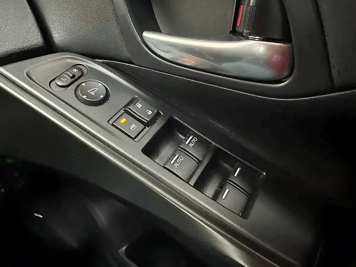 Used 2016 Honda Civic Sport Blue - Interior and Exterior details 19