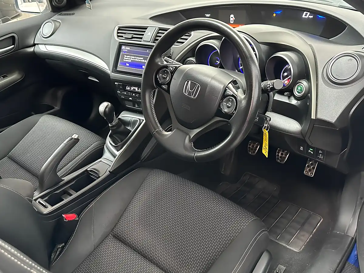 Used 2016 Honda Civic Sport Blue - Interior and Exterior details 4