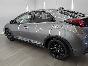 Used 2016 Honda Civic Sport Lunar Silver - Interior and Exterior details 6