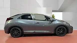 Used 2016 Honda Civic Sport Silver - Interior and Exterior details 7