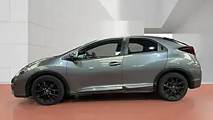 Used 2016 Honda Civic Sport Silver - Interior and Exterior details 9