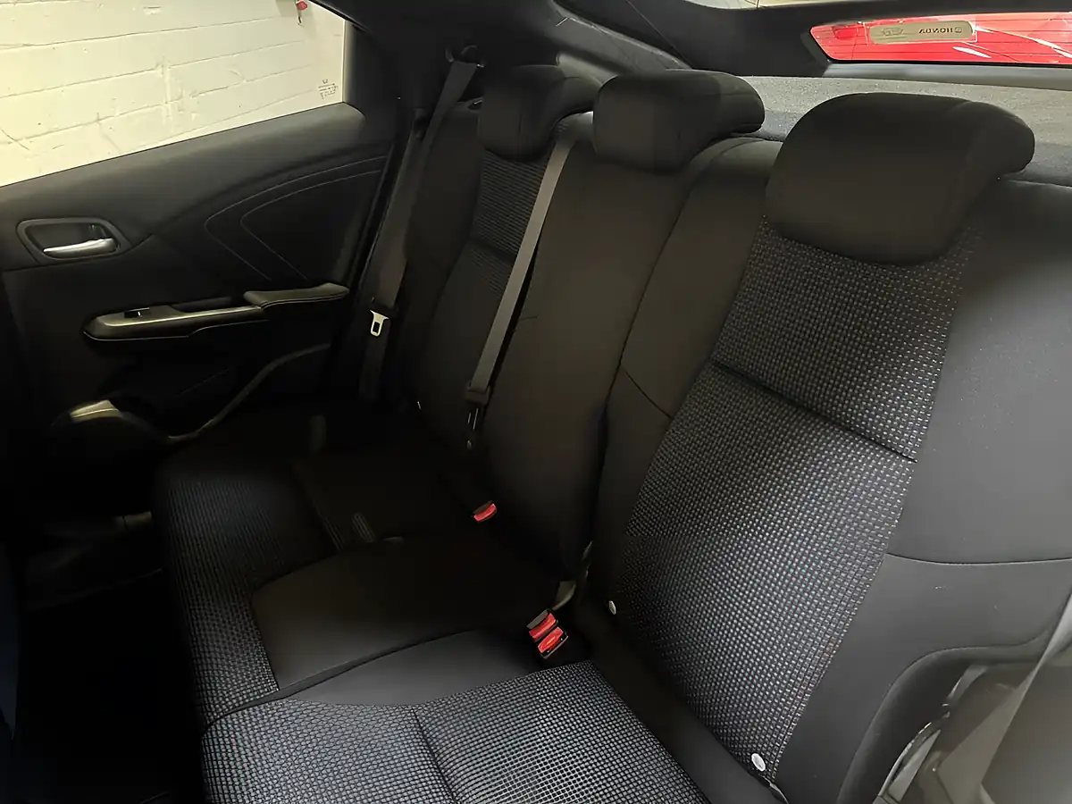 Used 2016 Honda Civic Sport White - Interior and Exterior details 12