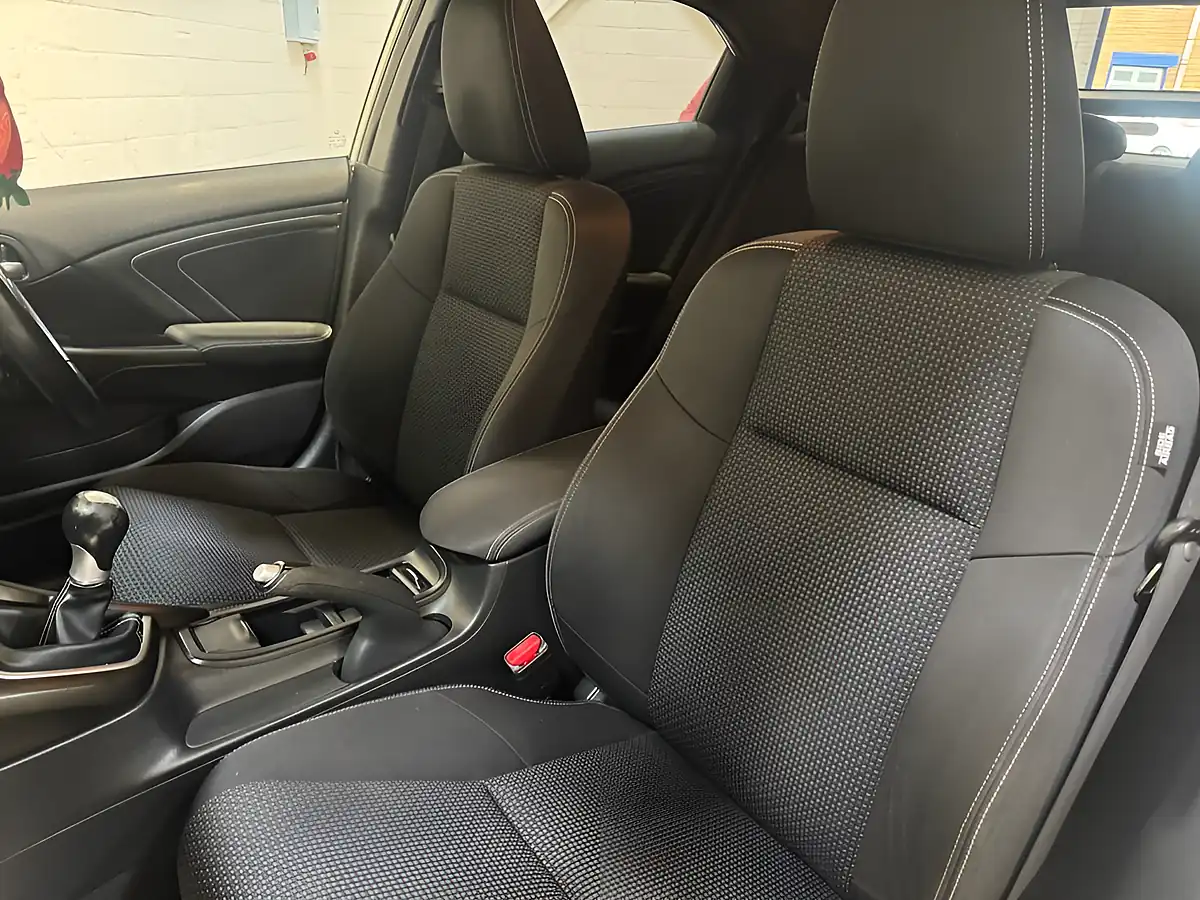 Used 2016 Honda Civic Sport White - Interior and Exterior details 13