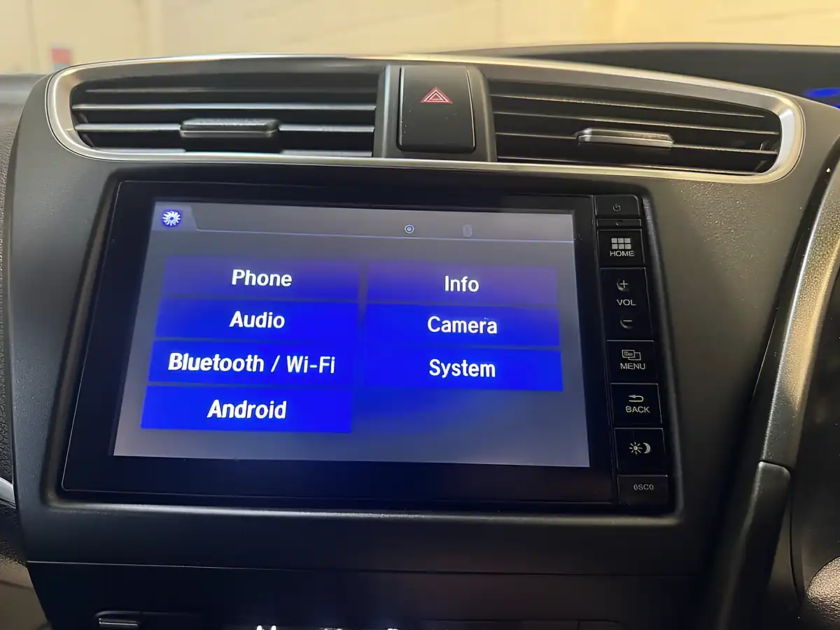 Used 2016 Honda Civic Sport White - Interior and Exterior details 19