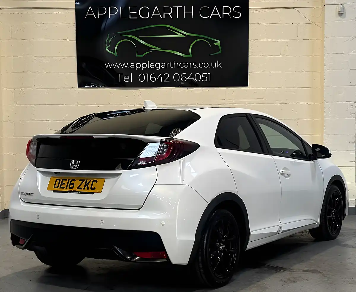 Used 2016 Honda Civic Sport White - Interior and Exterior details 3