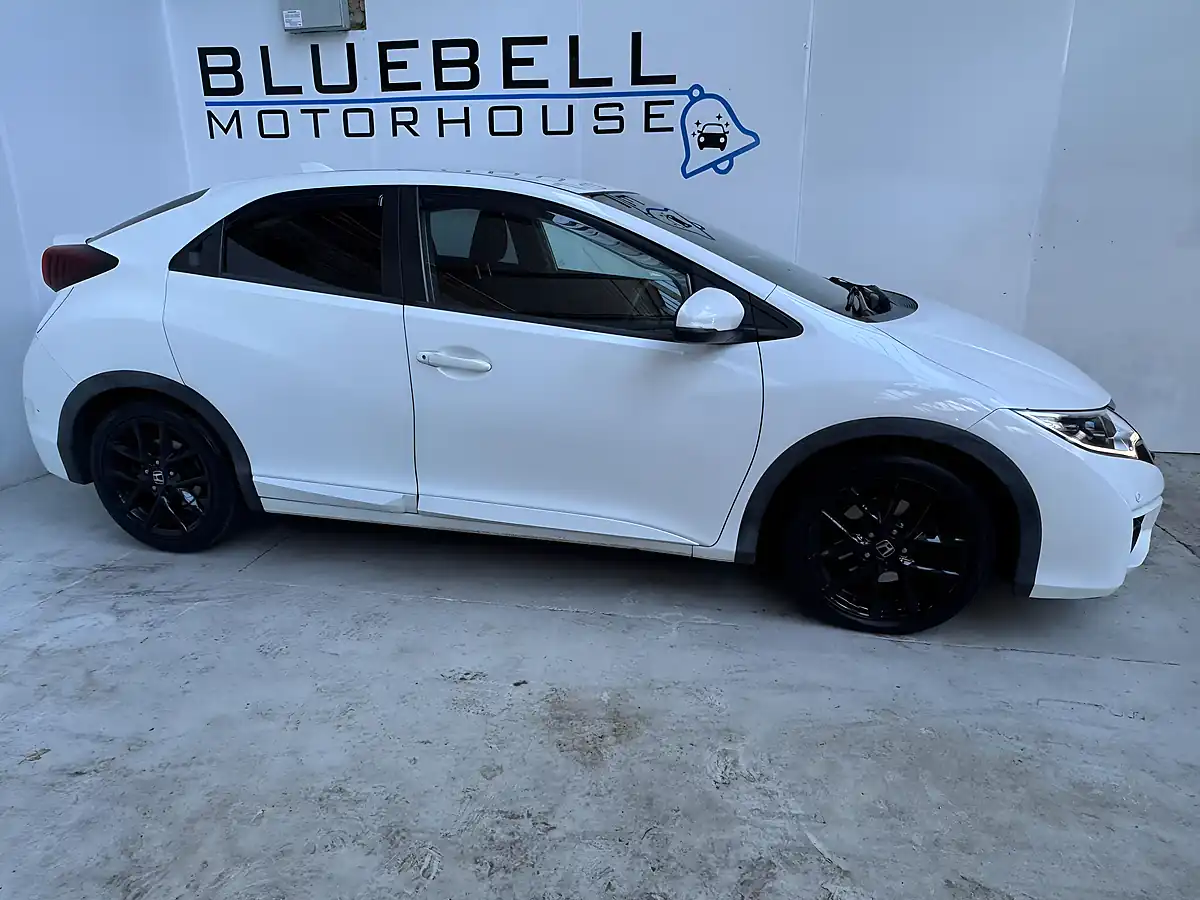 Used 2016 Honda Civic Sport White Orchid - Interior and Exterior details 8