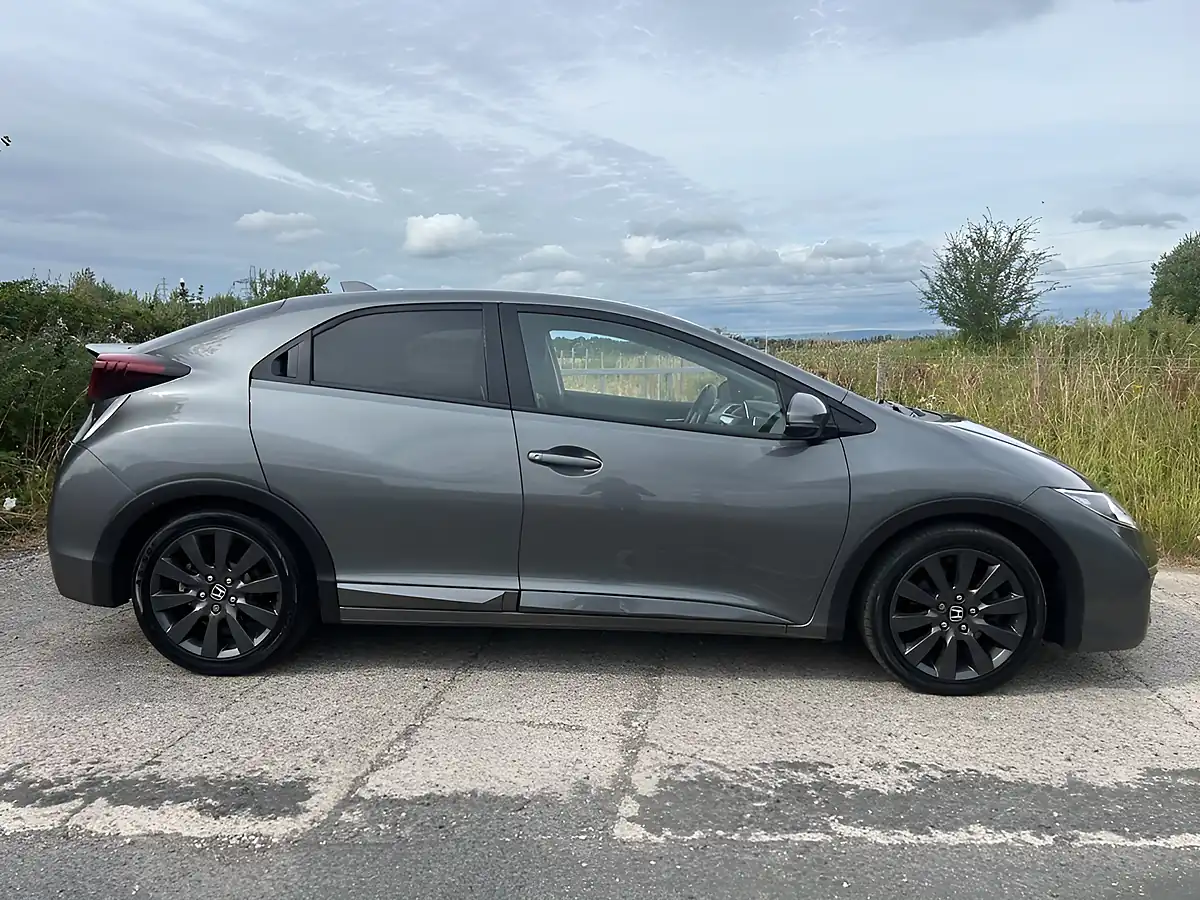 Used 2016 Honda Civic Sr Grey - Interior and Exterior details 2