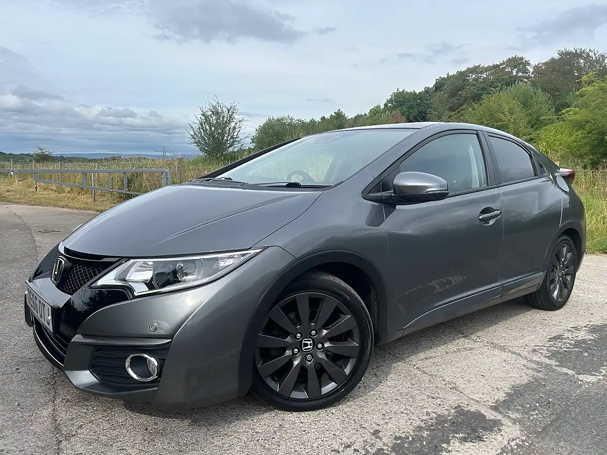 Used 2016 Honda Civic Sr Grey - Interior and Exterior details 4
