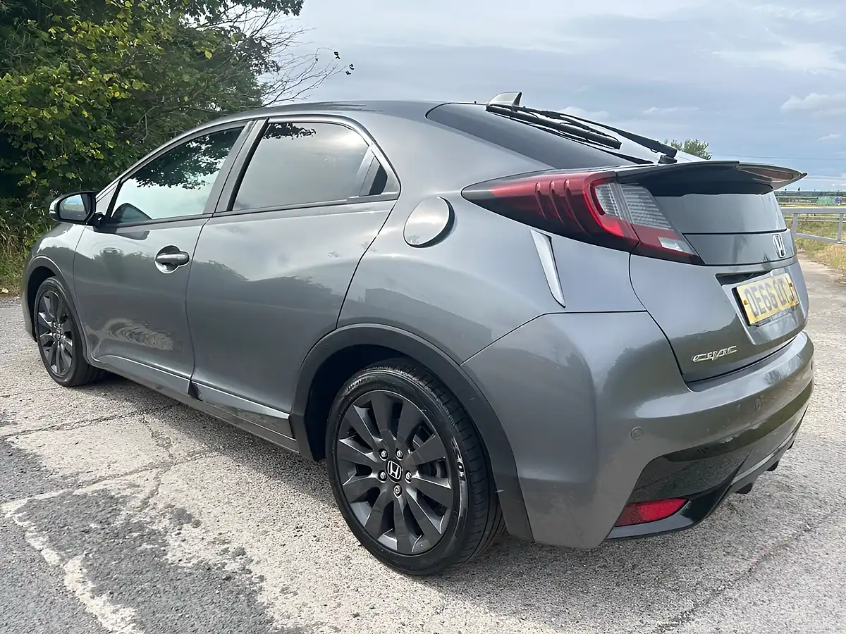 Used 2016 Honda Civic Sr Grey - Interior and Exterior details 6
