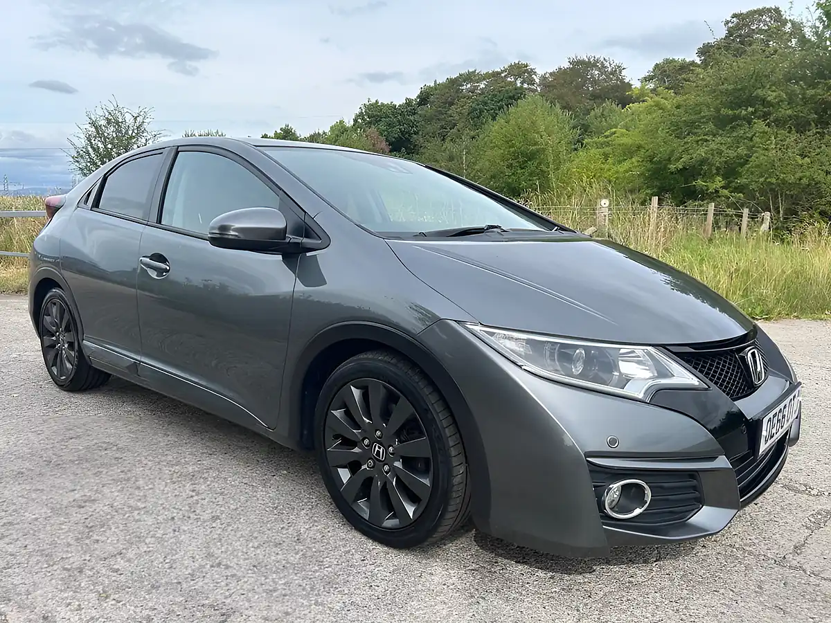 Used 2016 Honda Civic Sr Grey - Interior and Exterior details 9