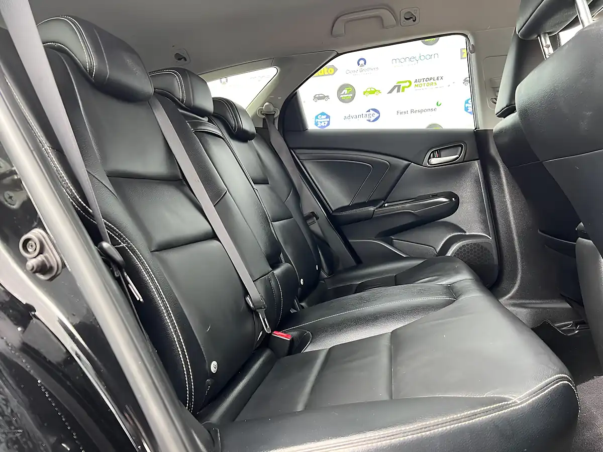 Used 2016 Honda Civic Sr Tourer Black - Interior and Exterior details 14