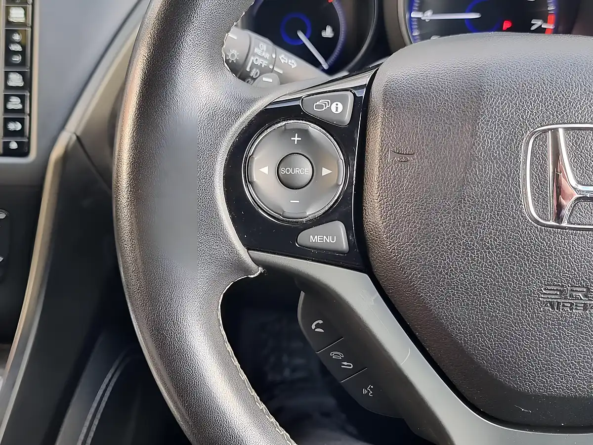 Used 2016 Honda Civic Sr Tourer Blue - Interior and Exterior details 13