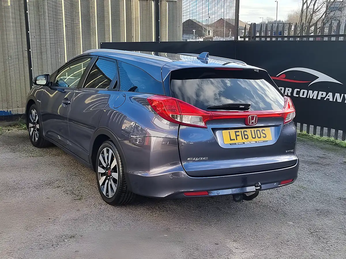 Used 2016 Honda Civic Sr Tourer Blue - Interior and Exterior details 6