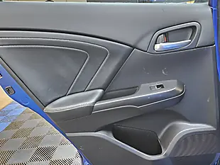 Used 2016 Honda Civic Sr Tourer Blue - Interior and Exterior details 18