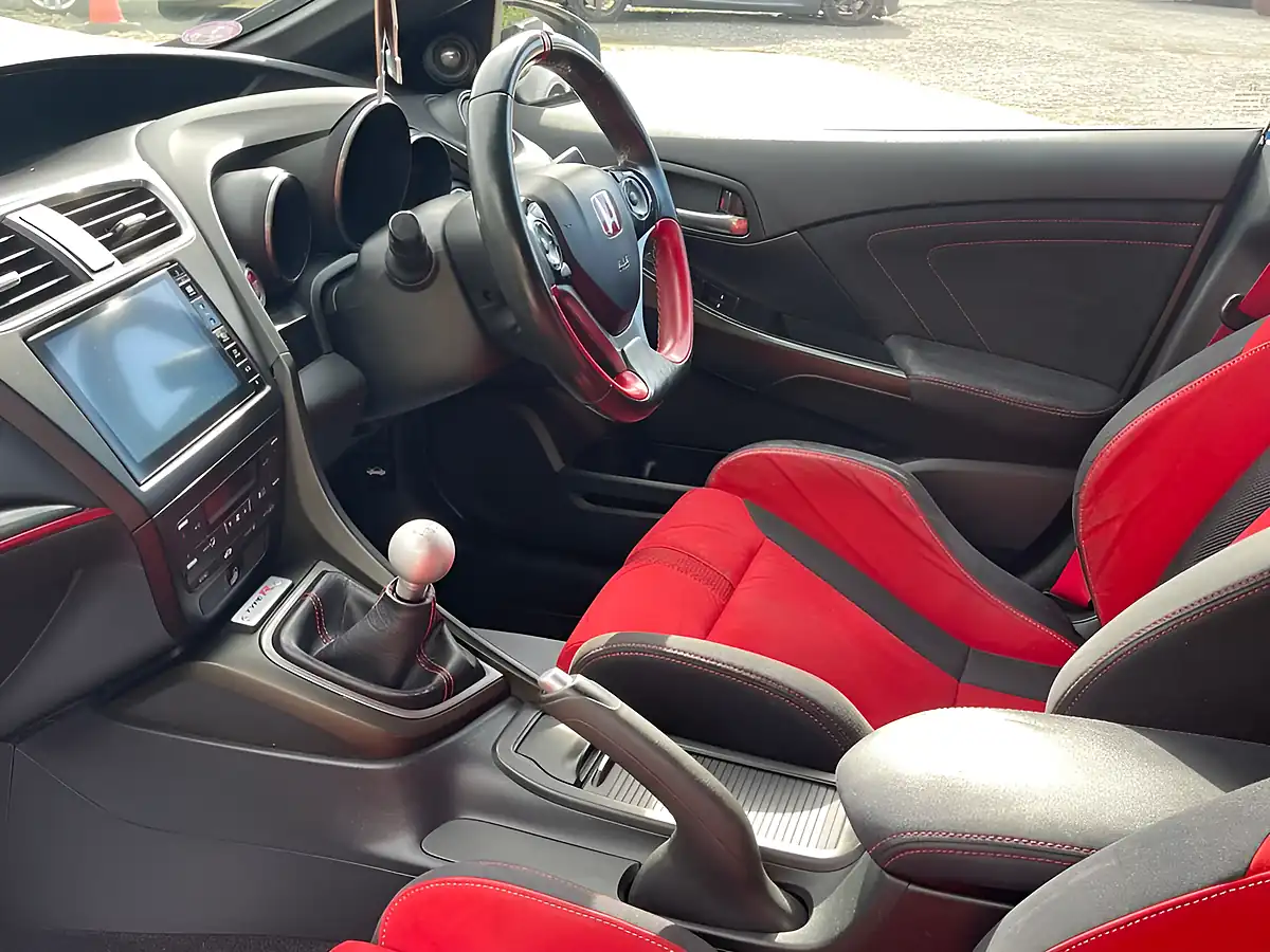 Used 2016 Honda Civic Type R GT Blue - Interior and Exterior details 10