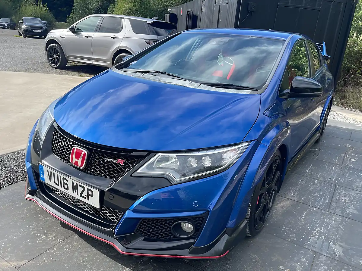 Used 2016 Honda Civic Type R GT Blue - Interior and Exterior details 14