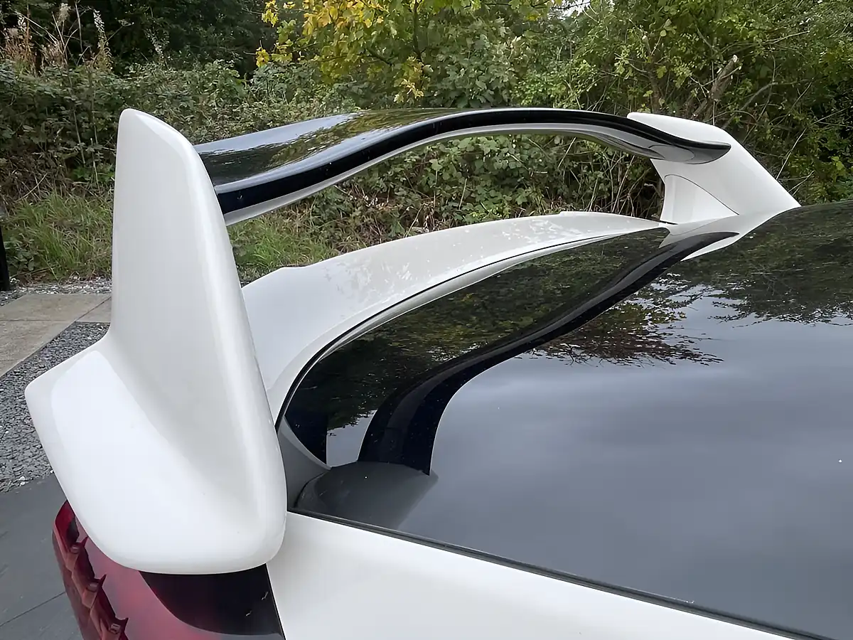 Used 2016 Honda Civic Type R GT White - Interior and Exterior details 18