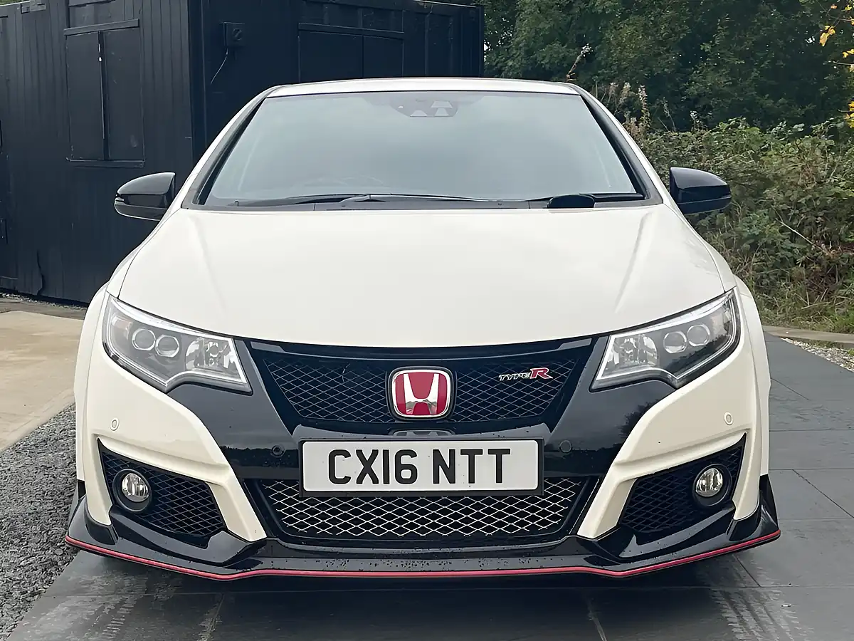 Used 2016 Honda Civic Type R GT White - Interior and Exterior details 2