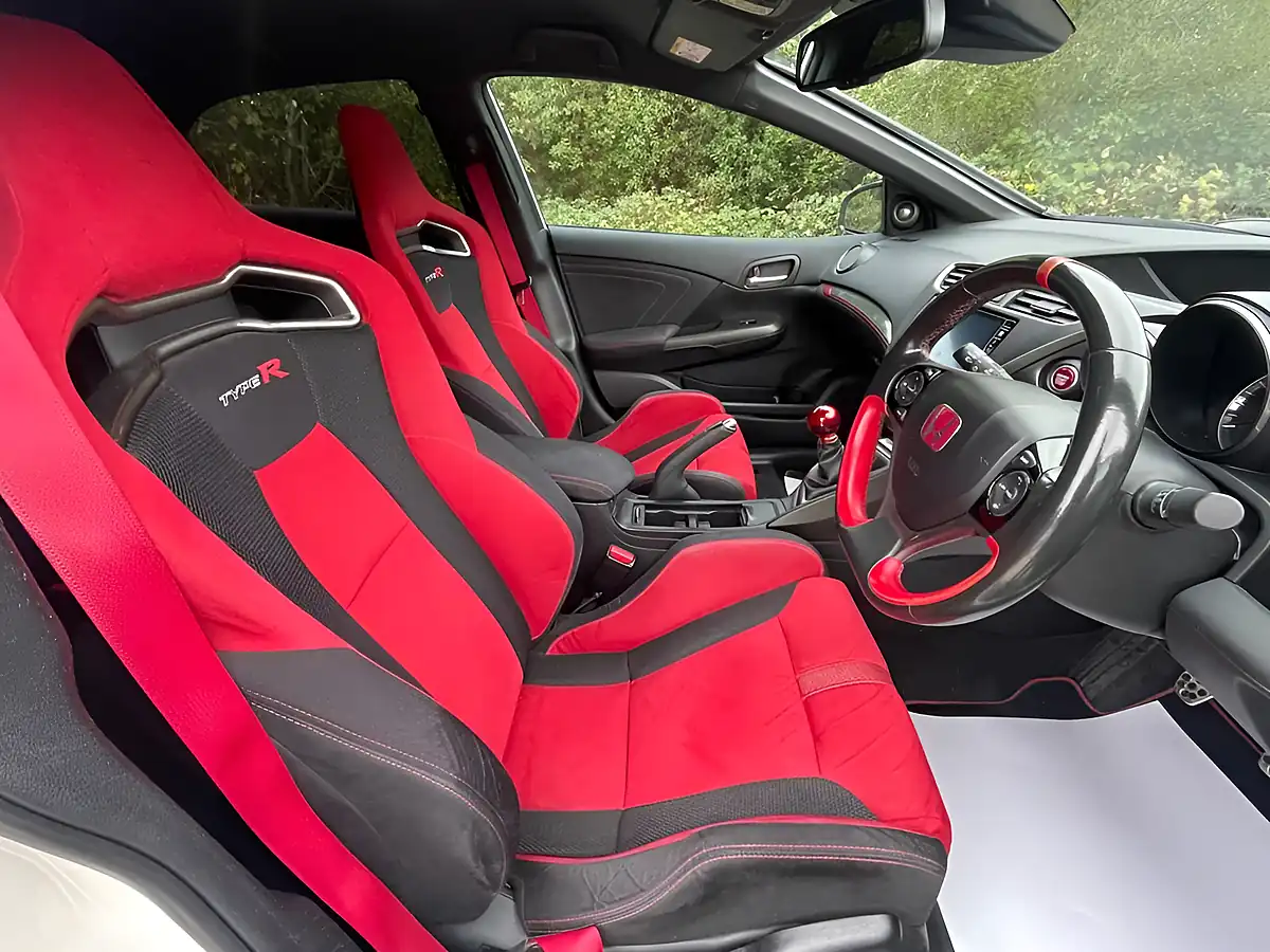 Used 2016 Honda Civic Type R GT White - Interior and Exterior details 8