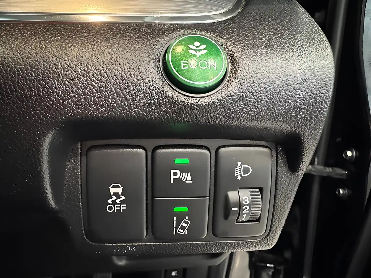 Used 2016 Honda Cr-V Black Edition Black - Interior and Exterior details 20