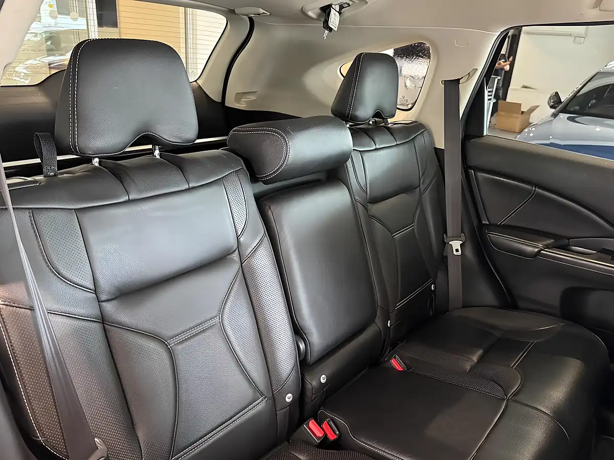 Used 2016 Honda Cr-V Black Edition Black - Interior and Exterior details 7