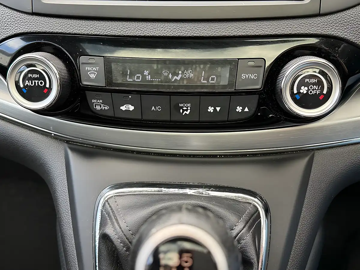 Used 2016 Honda Cr-V Ex Bronze - Interior and Exterior details 13