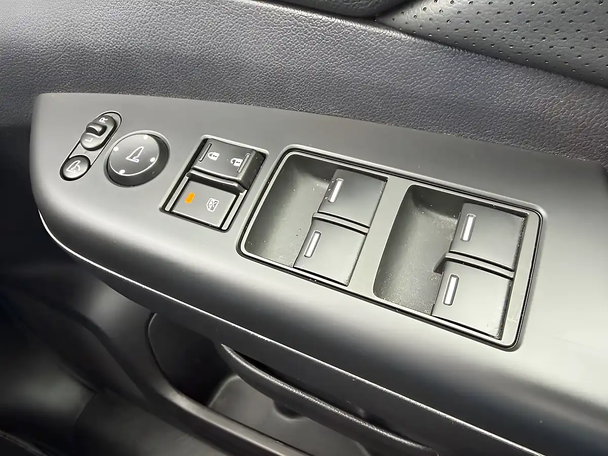 Used 2016 Honda Cr-V Ex Bronze - Interior and Exterior details 17