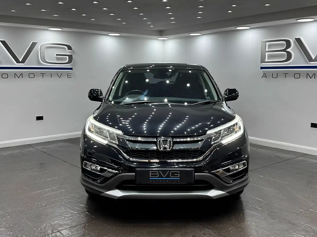 Used 2016 Honda Cr-V Se Black - Interior and Exterior details 4