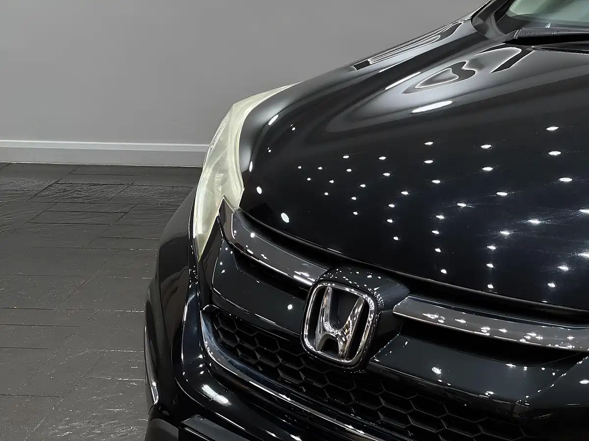Used 2016 Honda Cr-V Se Black - Interior and Exterior details 8