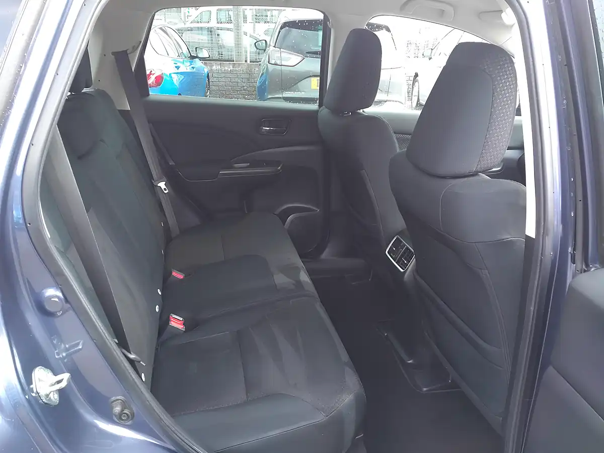 Used 2016 Honda Cr-V Se Blue - Interior and Exterior details 14