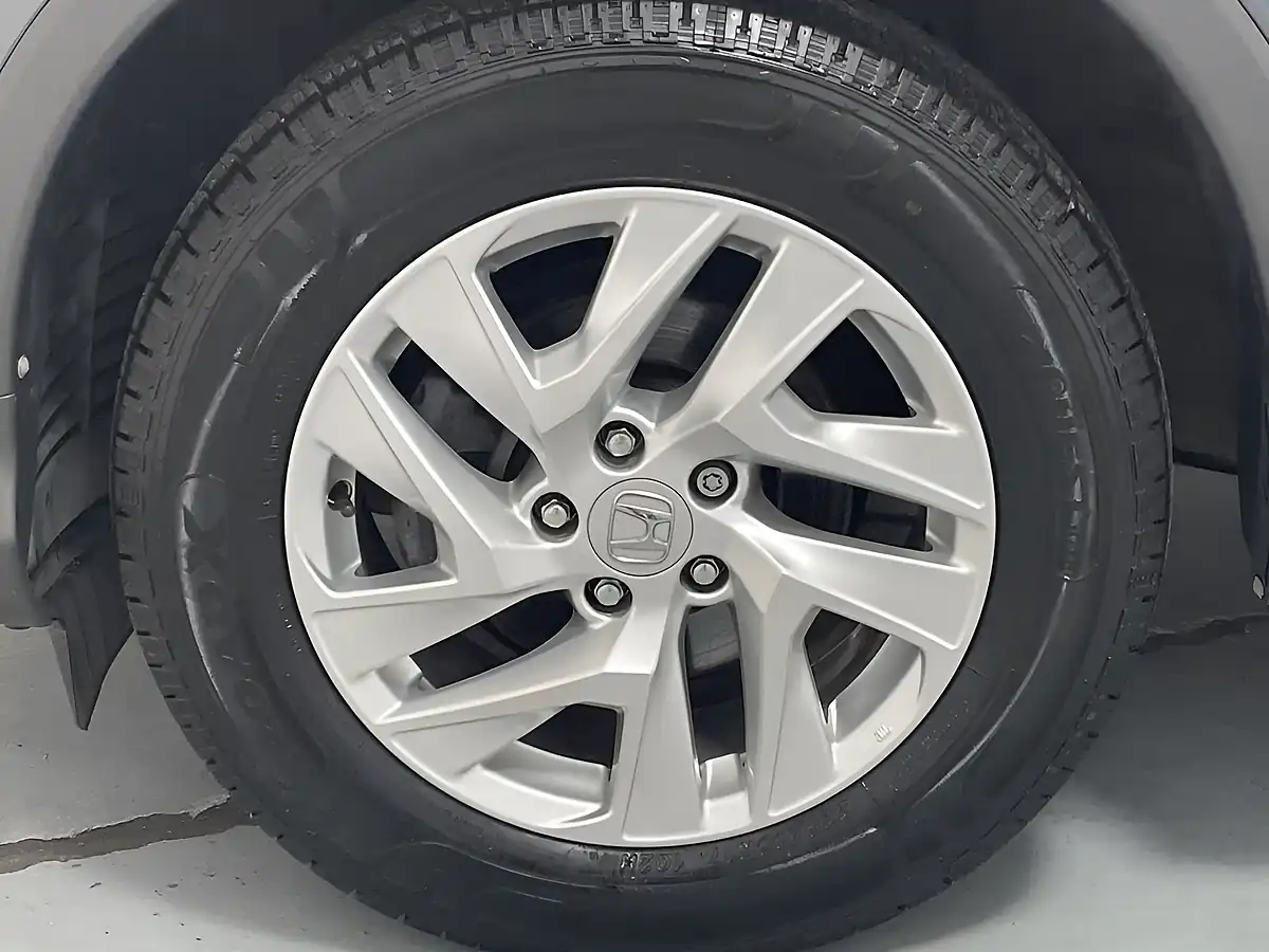 Used 2016 Honda Cr-V Se Grey - Interior and Exterior details 12