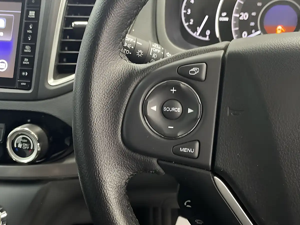 Used 2016 Honda Cr-V Se Grey - Interior and Exterior details 16