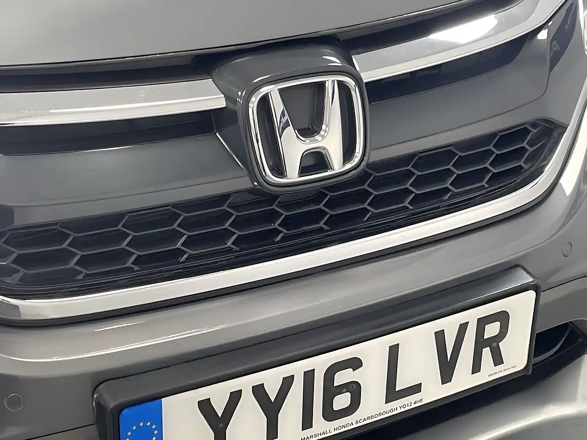 Used 2016 Honda Cr-V Se Grey - Interior and Exterior details 18