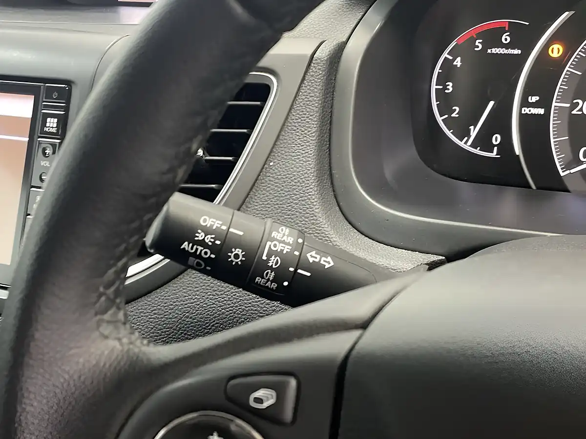 Used 2016 Honda Cr-V Se Grey - Interior and Exterior details 19