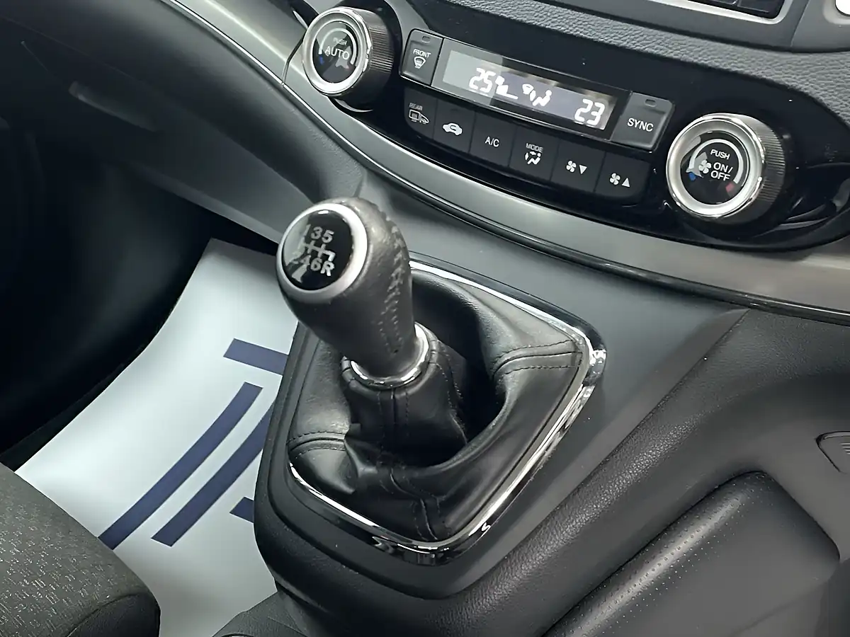 Used 2016 Honda Cr-V Se Grey - Interior and Exterior details 20