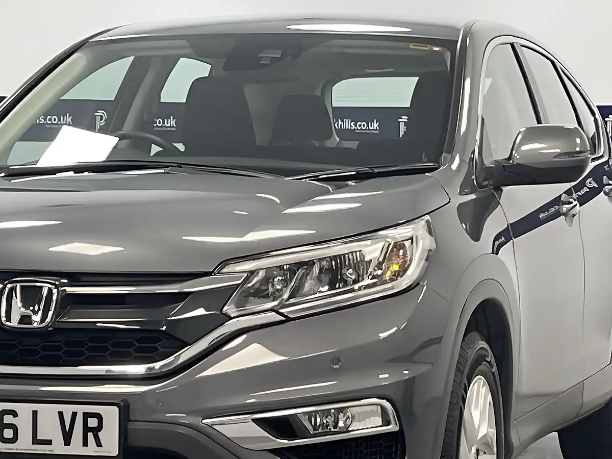 Used 2016 Honda Cr-V Se Grey - Interior and Exterior details 5